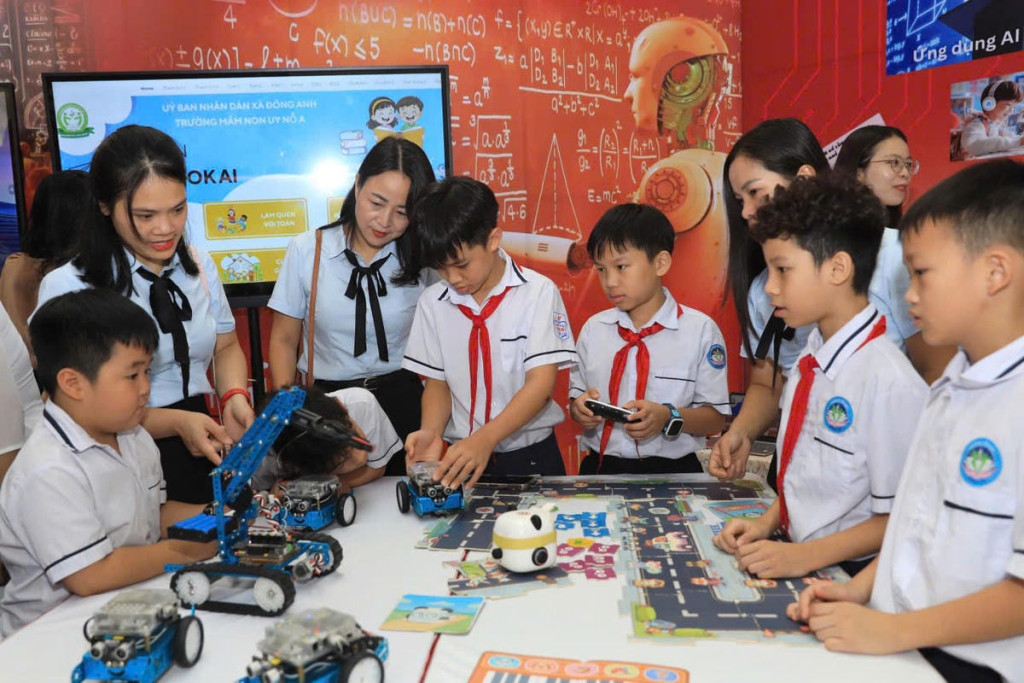 Giáo dục phải đi trước trong kỷ nguyên khoa học, công nghệ và chuyển đổi số