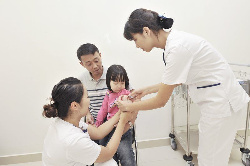 Bộ Y tế yêu cầu tăng cường tiêm chủng, giám sát chủ động phòng chống bệnh bại liệt