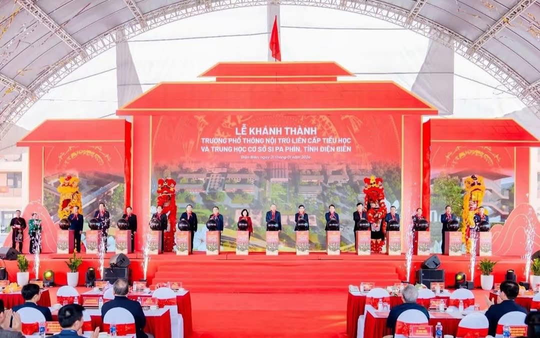 Triển khai giải pháp nước sạch học đường tại Trường phổ thông nội trú liên cấp Si Pa Phìn, tỉnh Điện Biên