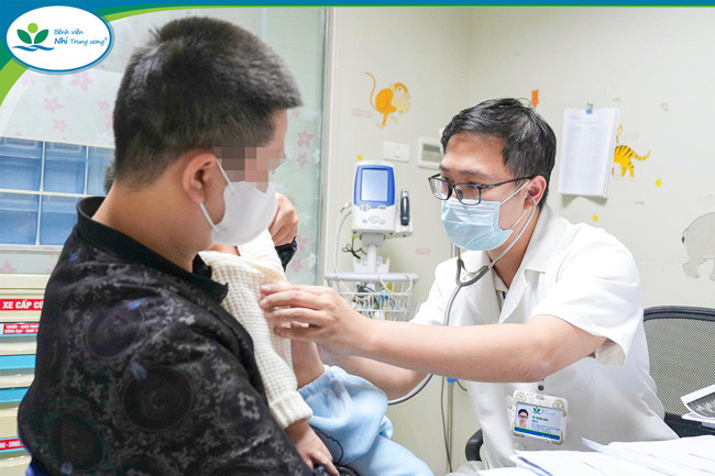 Hồi sinh kỳ diệu: 3 ca phẫu thuật phức tạp biến tim một thất thành hai thất cho bệnh nhi 2 tuổi