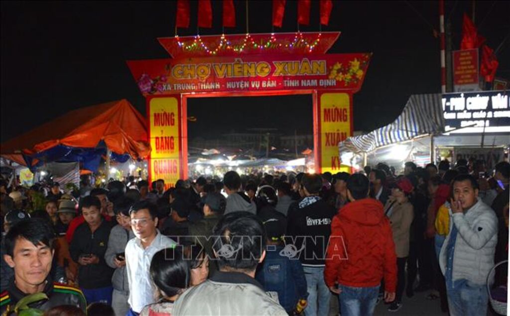 Chợ Viềng - Điểm hẹn văn hóa tâm linh