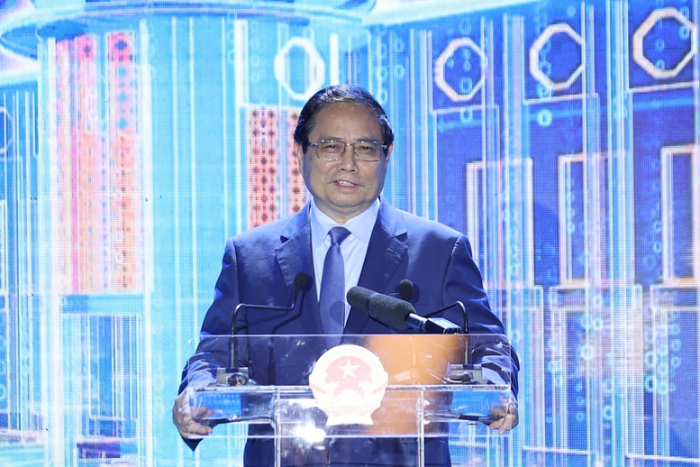 Thủ tướng dự sự kiện Ngày chuyển đổi số ngành ngân hàng năm 2025