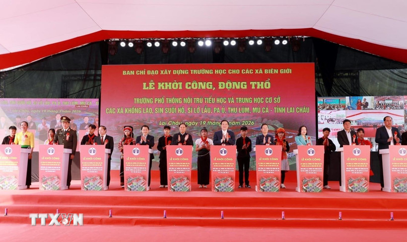 Đào tạo nguồn nhân lực tại chỗ và xây dựng phên giậu vững chắc