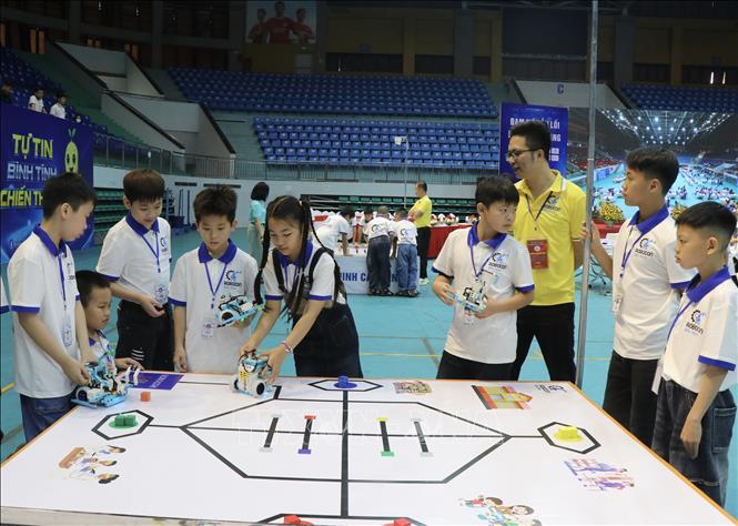 Giáo dục Tuyển sinh Du học Bàn tròn giáo dục Tư vấn Giải Robocon Bắc Ninh mở rộng 2026 áp dụng 'điều luật bất ngờ