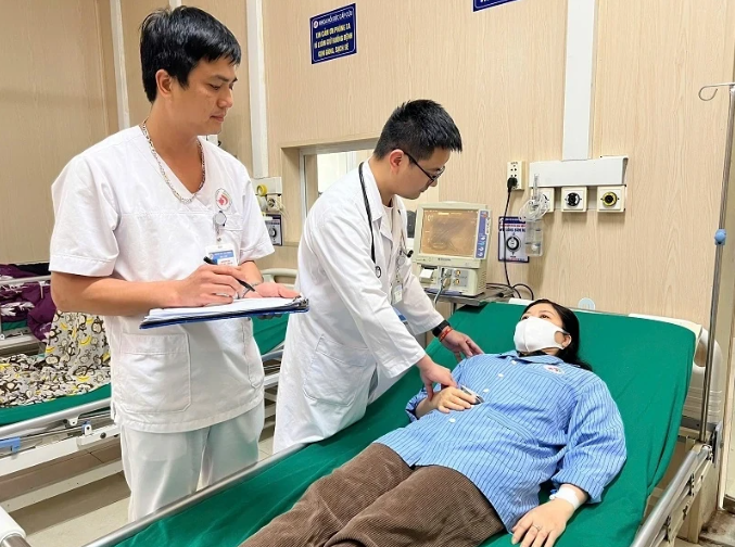 Nguy cơ ngộ độc khí CO từ thói quen xông than trong phòng kín