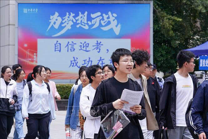 Trung Quốc siết kiểm soát thiết bị công nghệ trước kỳ thi tuyển sinh đại học, cao đẳng